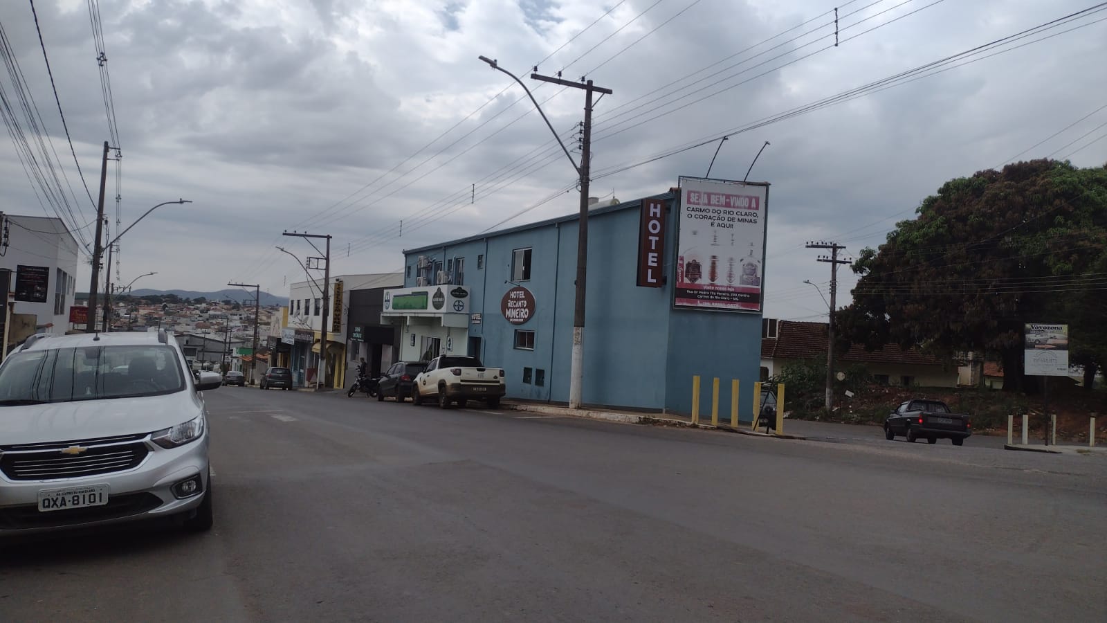 Fachada do Hotel Recanto Mineiro em Carmo do Rio Claro